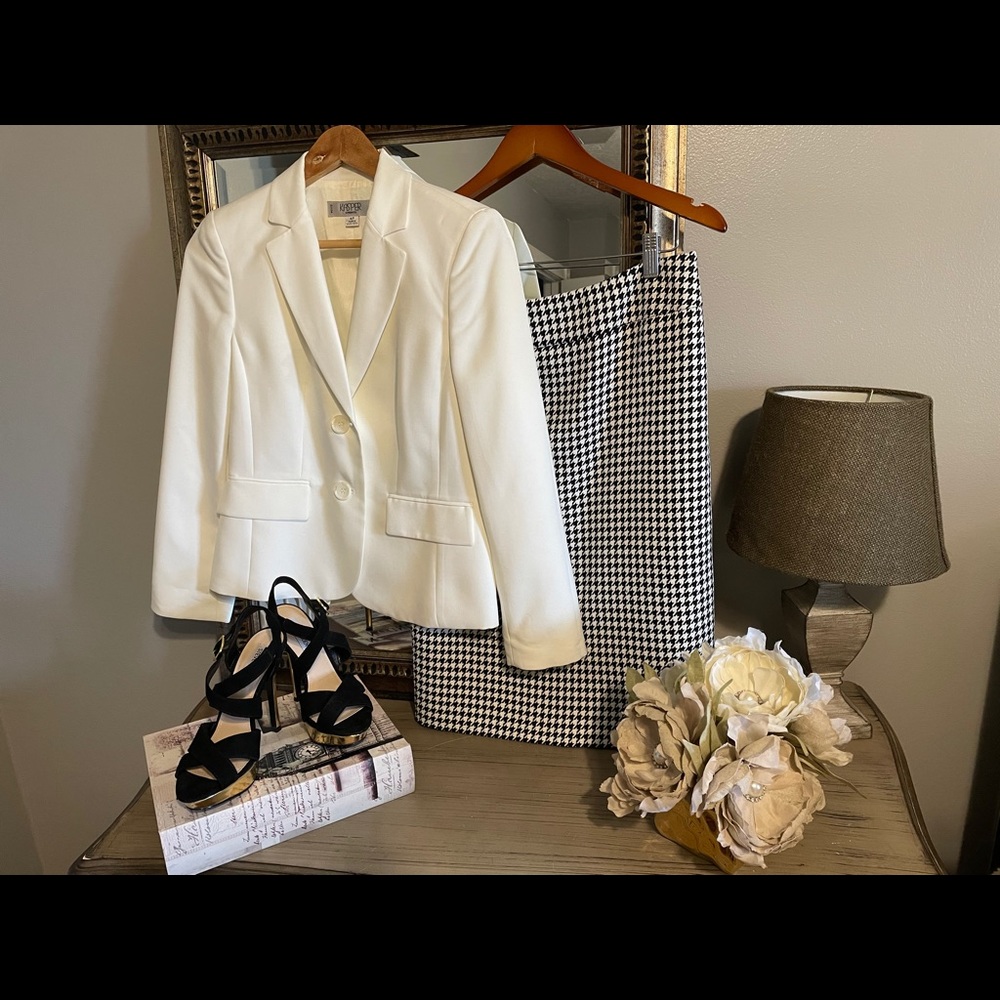 Kasper Suit